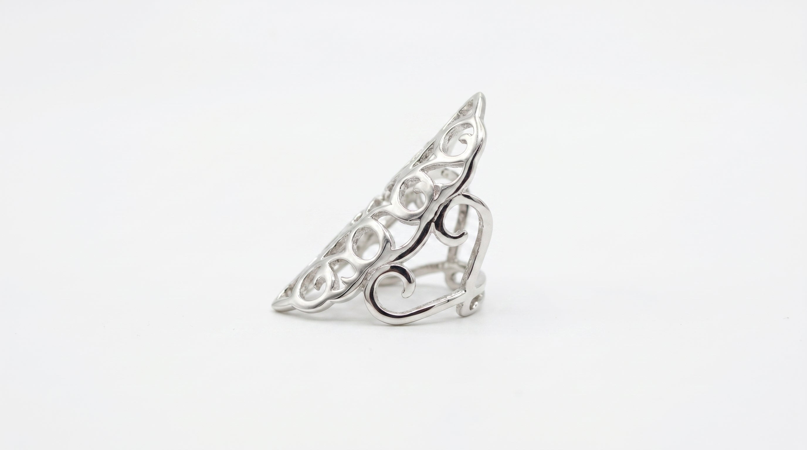 Enchanted Arabesque Statement Ring