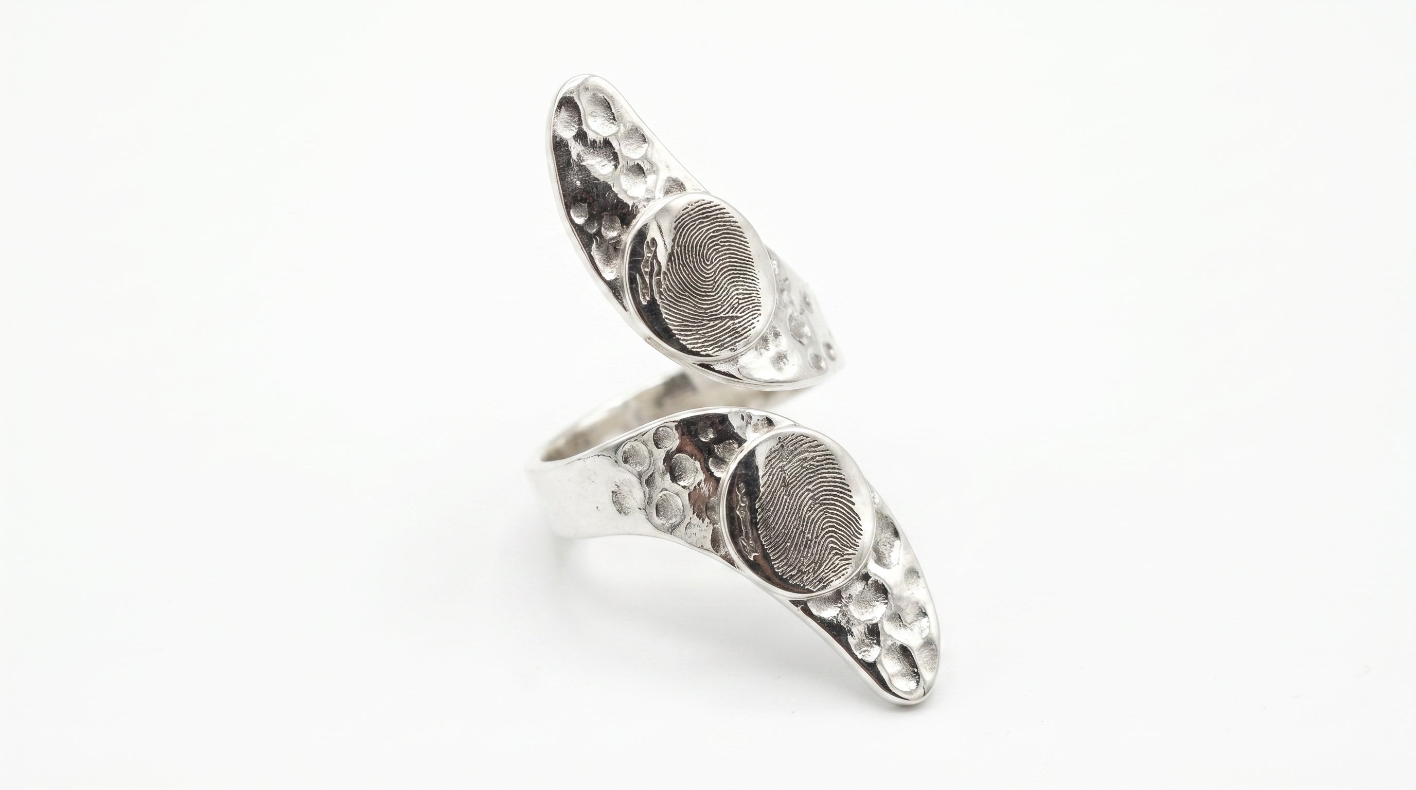The Double signet ring