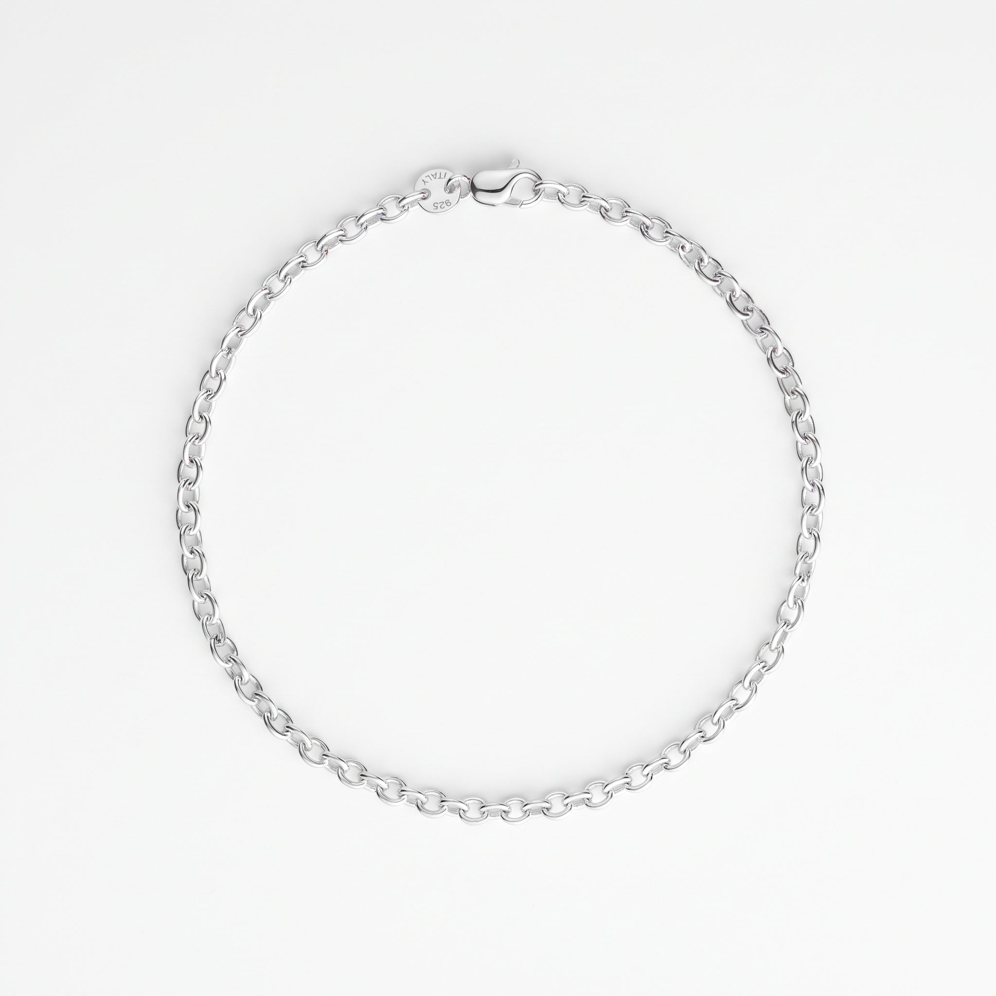 The Classic Oval Cable Link Chain Necklace