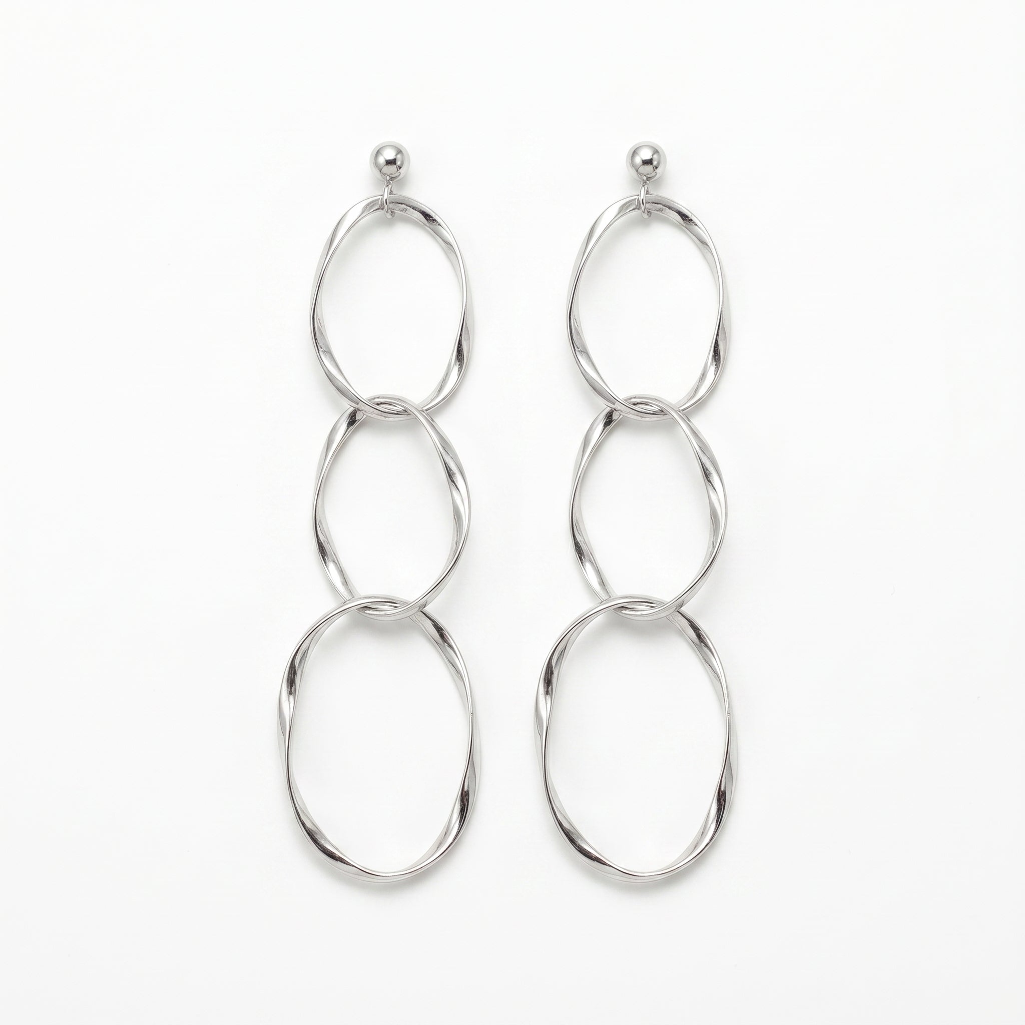 The Bold Curb Chain Tiered Earrings